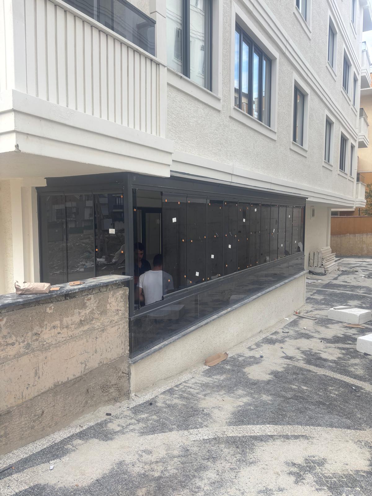 Katlanır cam balkon